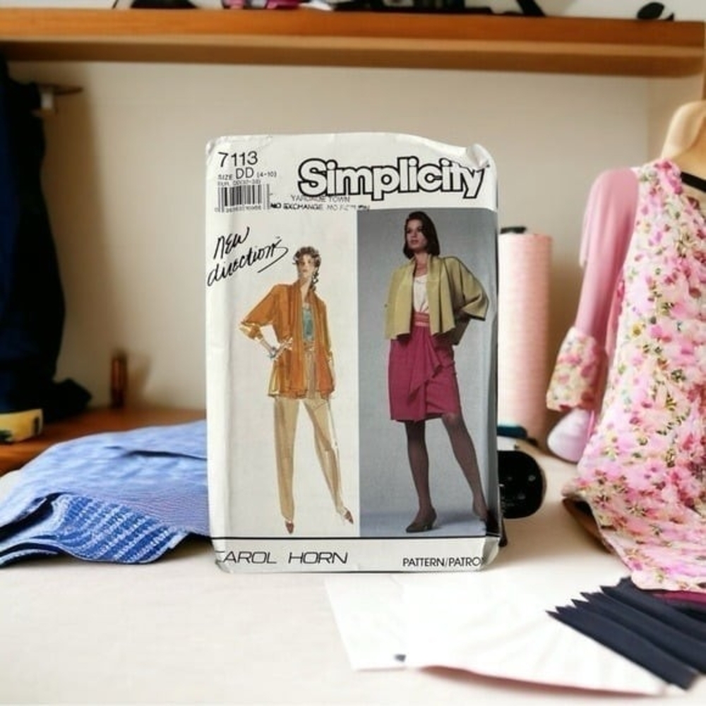 Simplicity 7113 Vintage Sewing Pattern Women's Suit Size DD 4-10 New Uncut